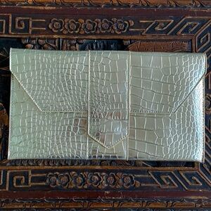 NWT New JJ Winters Nikki Gold Vegan Croc Leather Envelope Clutch